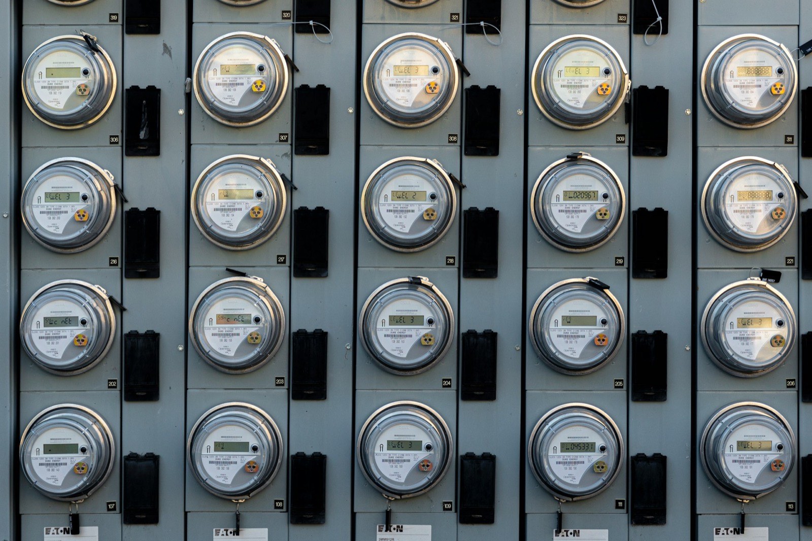 Banco de medidores de energía de un edificio